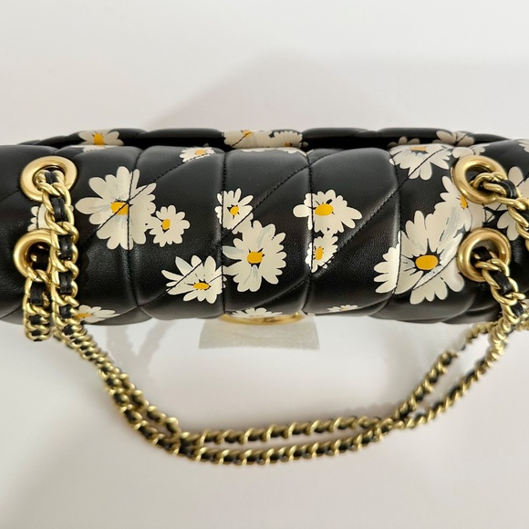 Coach - Tabby Shoulder Bag 26 With Quilting And Floral Print - Picture 6 of 14